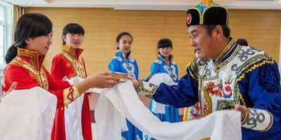 �л���������